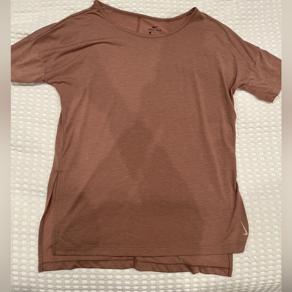 NWOT Nike Dri Fit Womens Shirt size Small